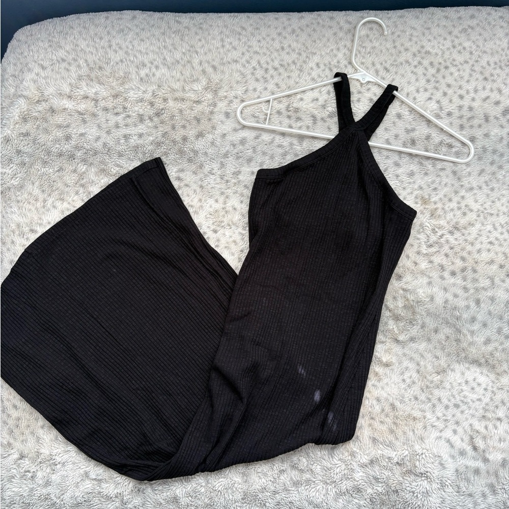 Old Navy Black Ribbed Halter Maxi Dress